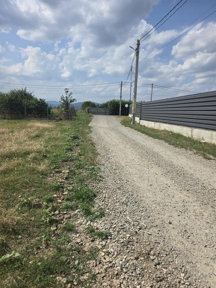Casă individuală cu 3 camere cu Teren 1000 Mp în Dumbrava Roșie