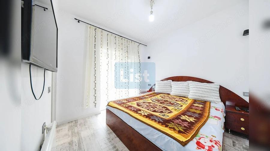 Casă cu 7 camere cu Teren 500 Mp în Gilău