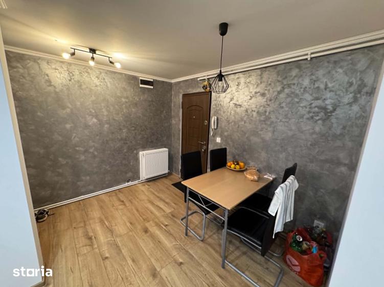 Apartament cu 2 camere în Micro 16