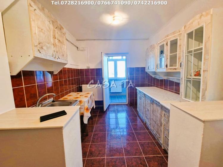 Apartament cu 2 camere decomandat, mobilat în Central
