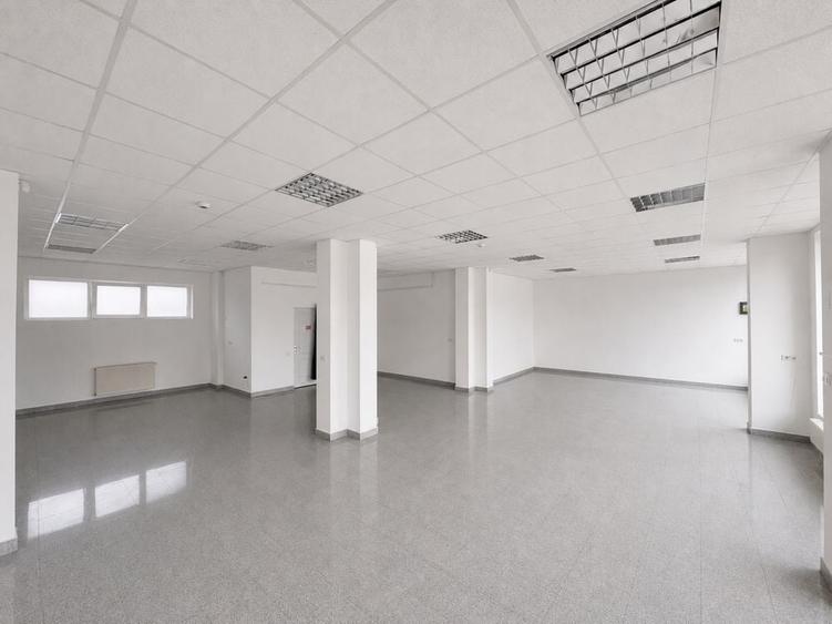 Spațiu comercial, de 120 mp, în 7 Noiembrie