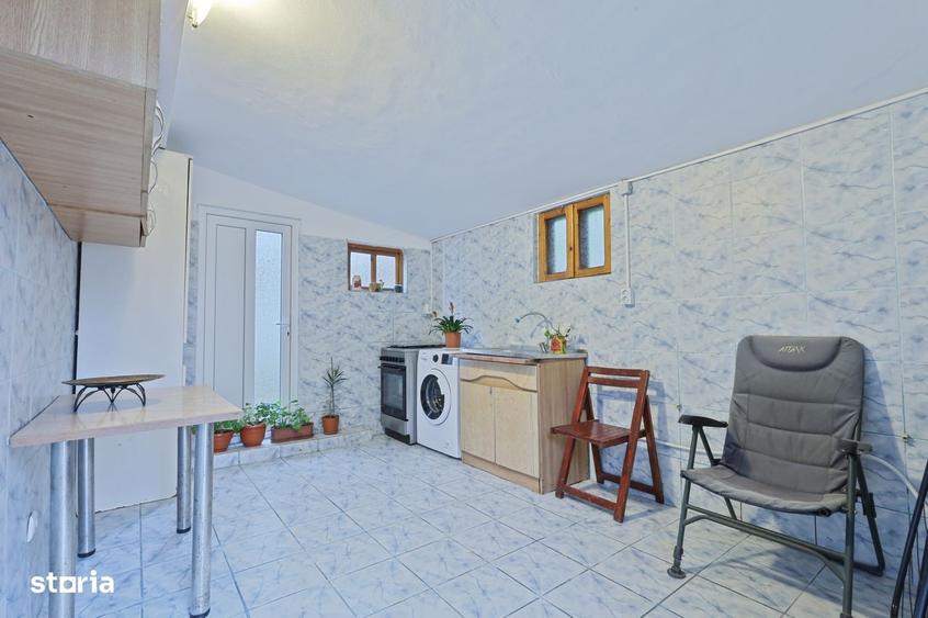 Casa parter situata central in orasul Mangalia,str.Portului, 656 mp - 6