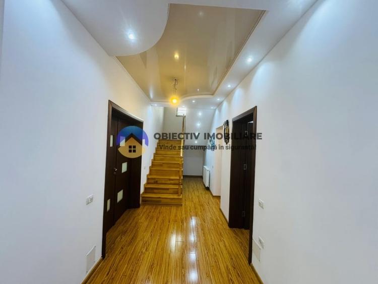 Casă cu 5 camere cu Teren 500 Mp în 1 Mai