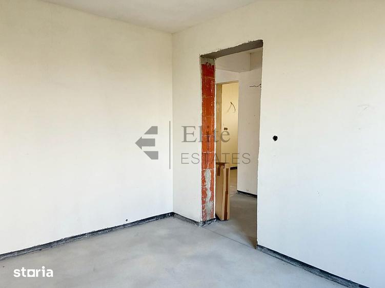 Casă cu 4 camere cu Teren 500 Mp în Sânmartin