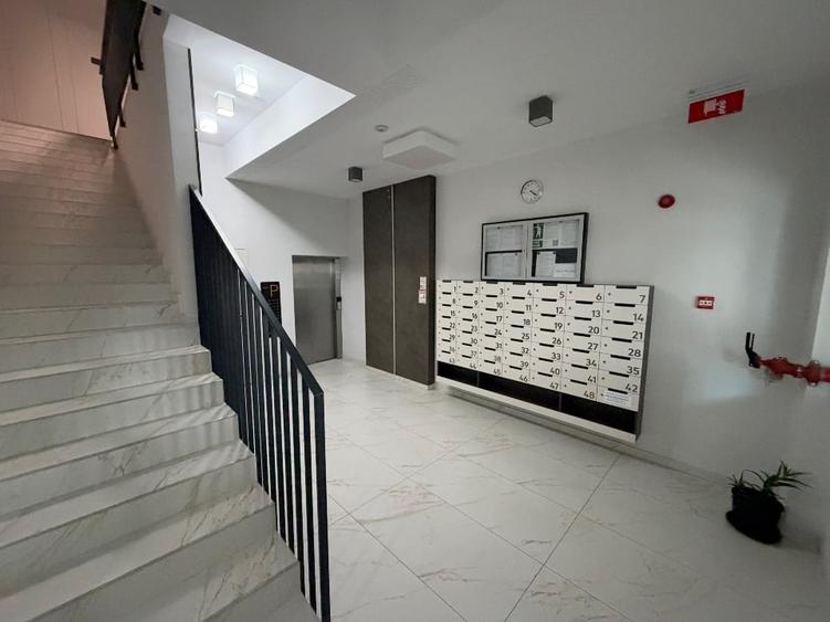 Apartament cu 2 camere decomandat, mobilat în Noua