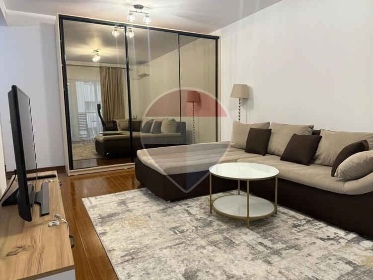 Apartament cu 2 camere semidecomandat, mobilat în Militari