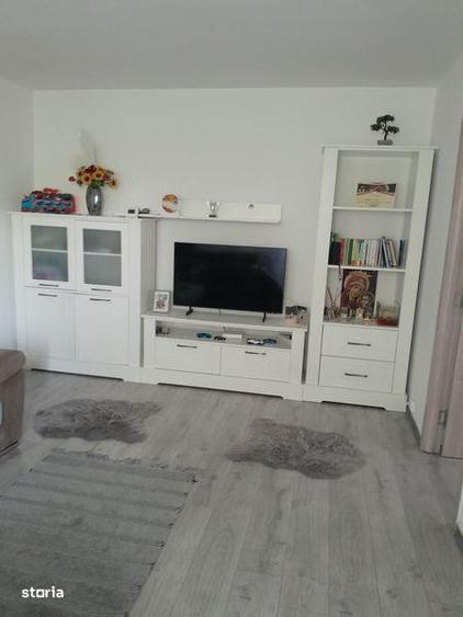 Apartament cu 2 camere semidecomandat, mobilat în Brazda lui Novac