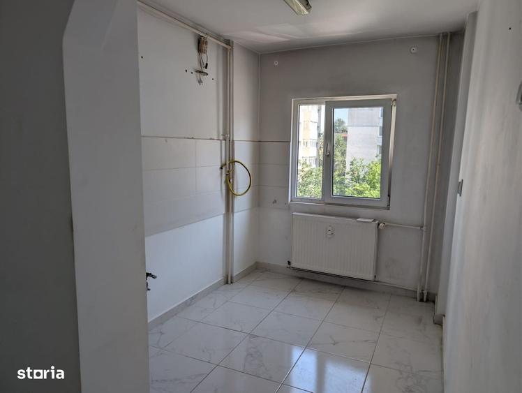Apartament cu 2 camere semidecomandat în Republicii