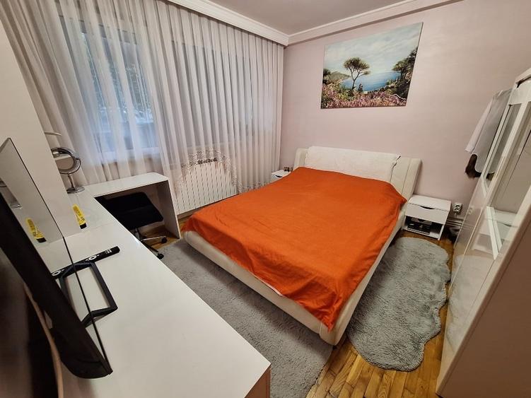 Apartament cu 2 camere semidecomandat, mobilat în Gara