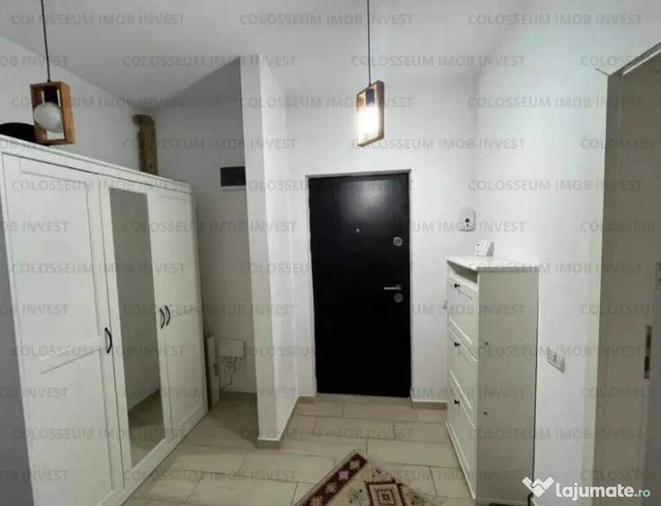 Garsonieră decomandată în Central