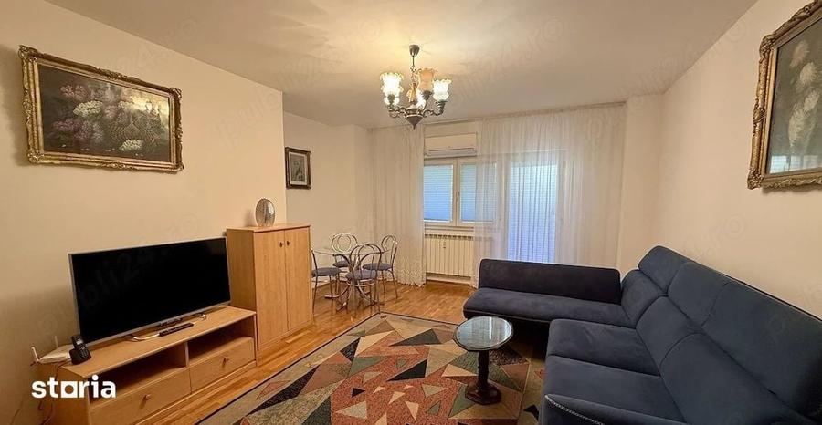 Apartament cu 3 camere în Centrul Civic