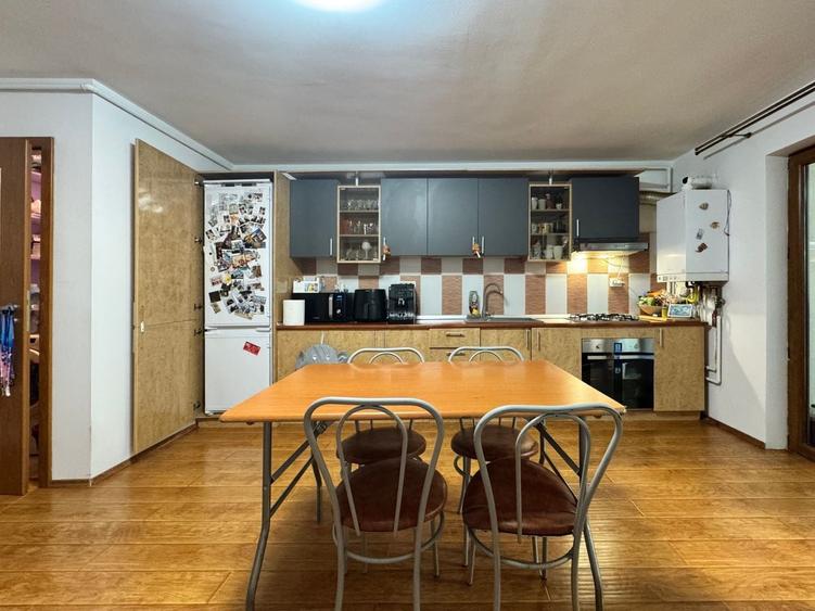 Apartament cu 3 camere în Giroc