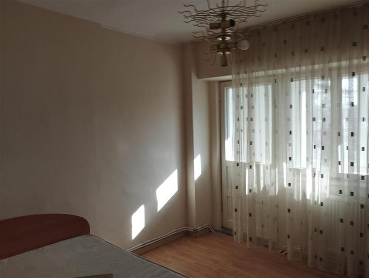 Apartament cu 2 camere decomandat în Bistrița Lac