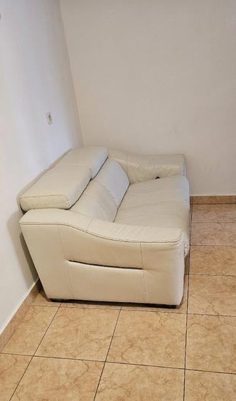 Apartament cu 2 camere decomandat în Pelican