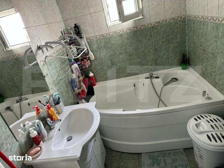 Apartament cu 3 camere decomandat în Ciurea