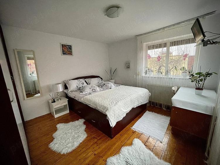 Casă cu 3 camere cu Teren 110 Mp în Central