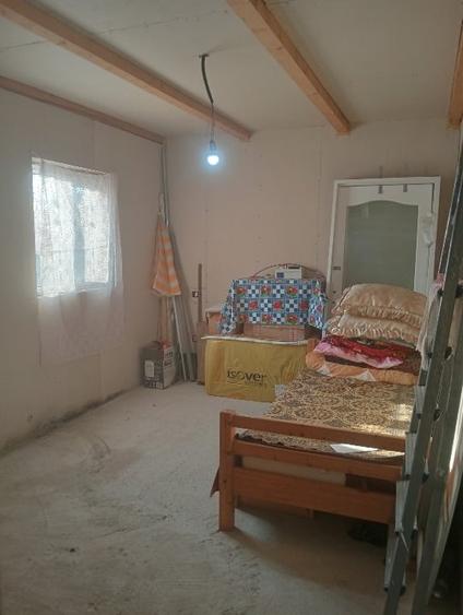 Casă individuală cu 2 camere cu Canalizare în Hodoni