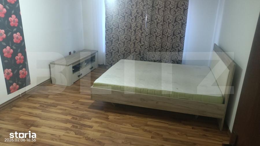Casă cu 5 camere cu Teren 800 Mp în Ibănești