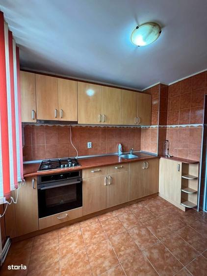 De vanzare apartament cu 3 camere, 2 bai si balcon, spatios 56900euro - 7