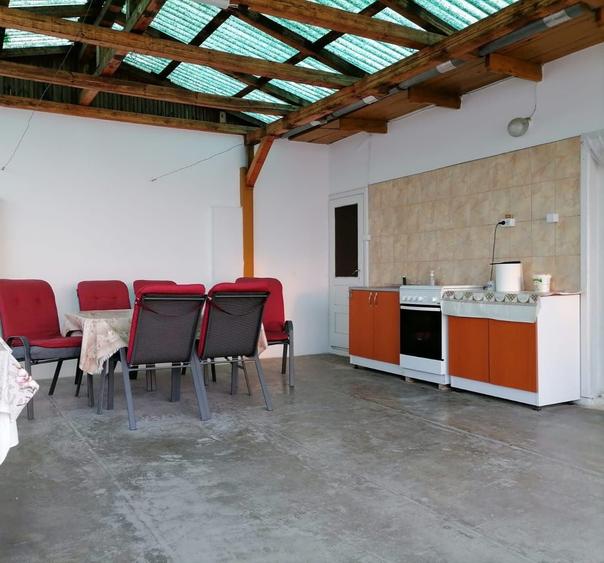 Casă cu 4 camere cu Teren 1000 Mp în Medgidia