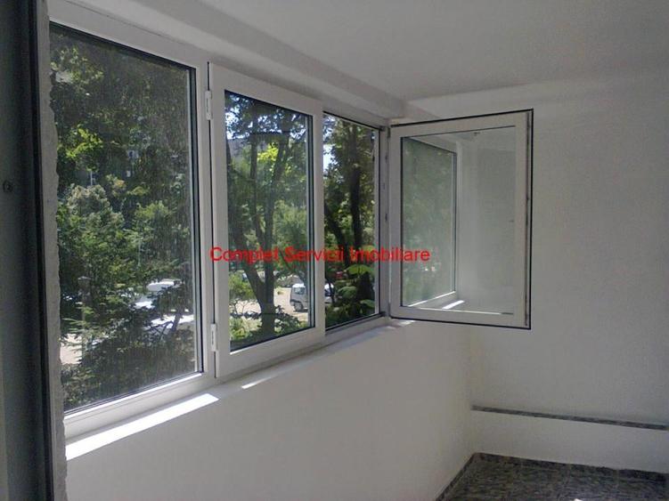 Apartament cu 3 camere în Drumul Taberei