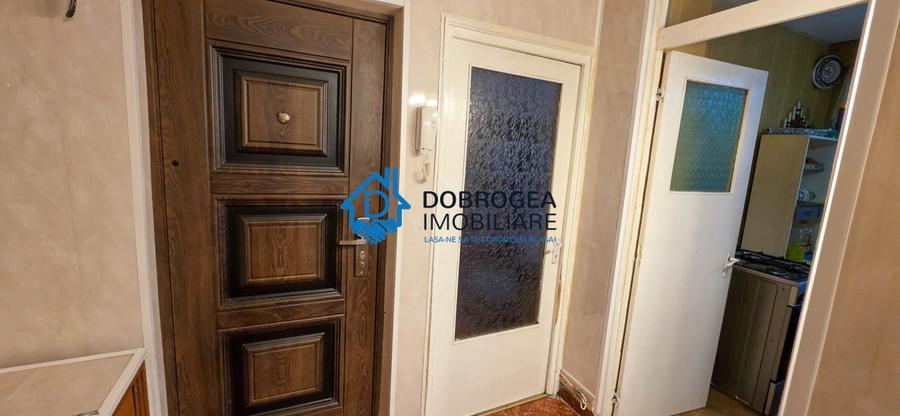 Apartament cu 2 camere decomandat, mobilat în E3