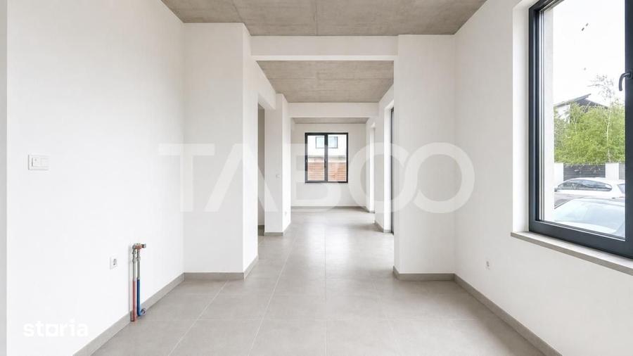 Spațiu comercial, de 108 mp, în Est