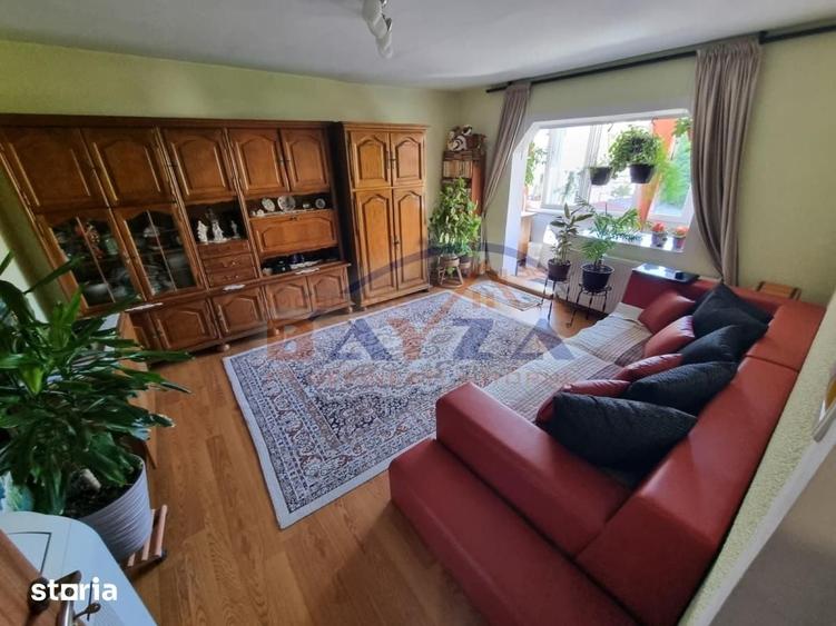 Apartament cu 3 camere decomandat în Ultracentral