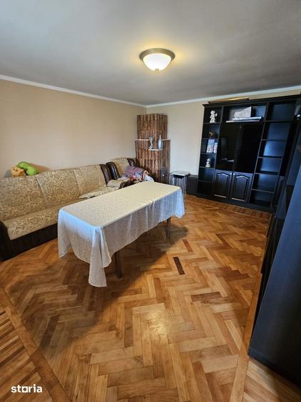 Casă cu 3 camere cu Teren 389 Mp în Ștefănești