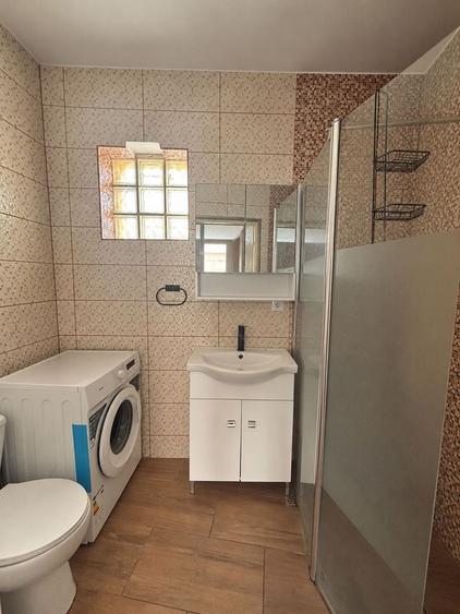 Casă individuală cu 3 camere cu Canalizare în Piața Cluj