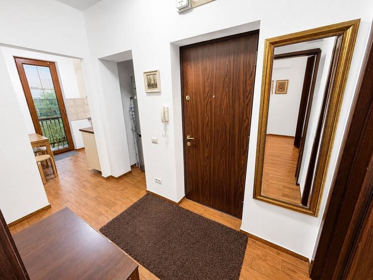 Apartament cu 2 camere decomandat în Floreasca