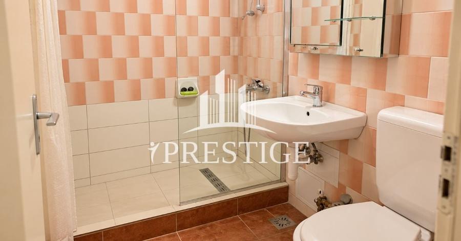Apartament cu 3 camere semidecomandat, mobilat în Vasile Aaron