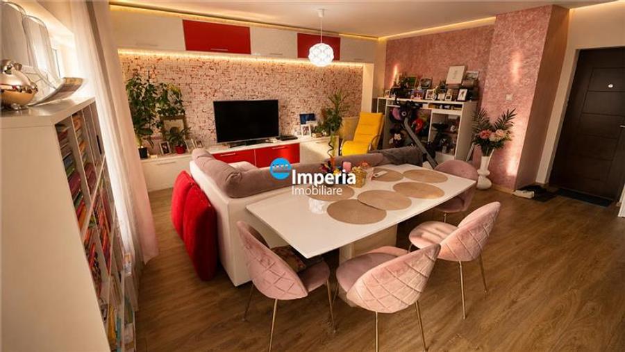 Apartament cu 3 camere decomandat în Aeroport
