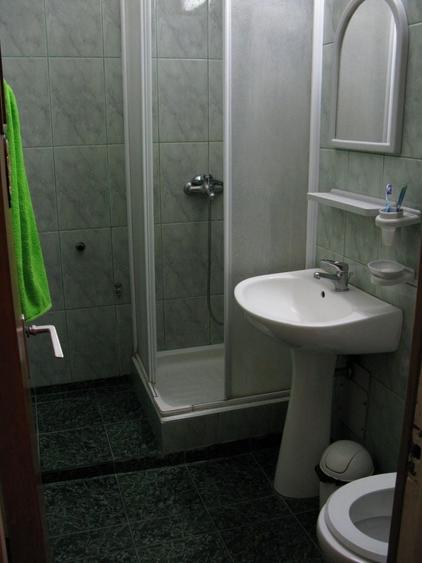 Apartament cu 2 camere semidecomandat în Obor