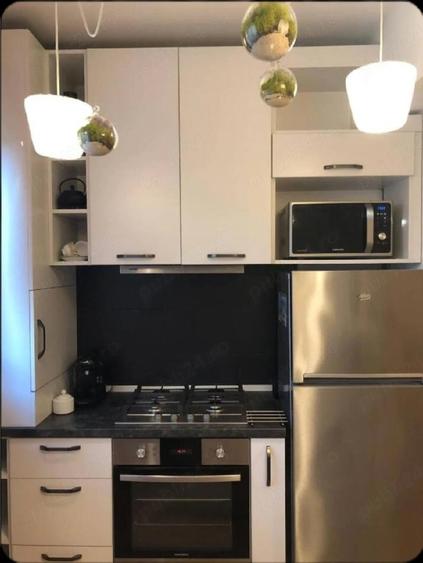 Apartament cu 2 camere semidecomandat în Centrul Civic