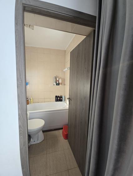 Apartament cu 2 camere semidecomandat în Trivale