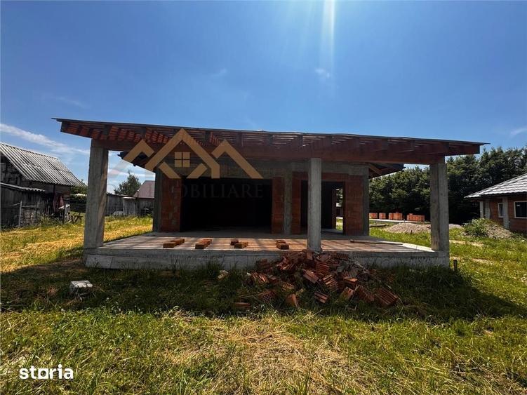 Casă cu 4 camere cu Teren 630 Mp în Central