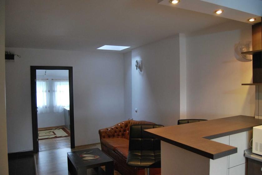 Apartament cu 2 camere semidecomandat, mobilat în Beller