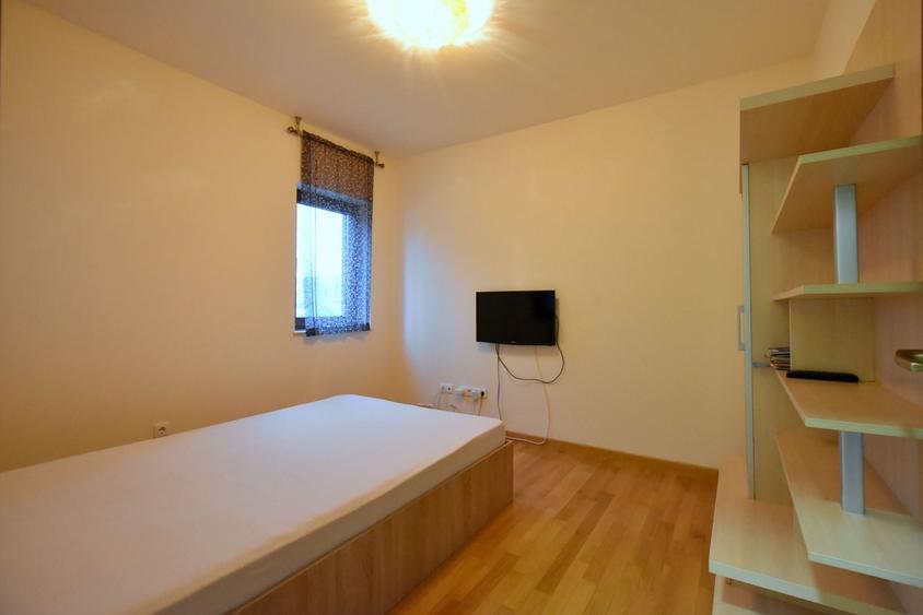 Casa cocheta pentru familii moderne - strada privata - 39