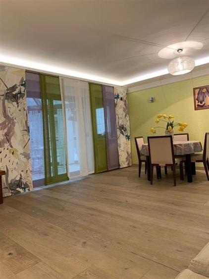Apartament cu 3 camere semidecomandat, mobilat în Dacia
