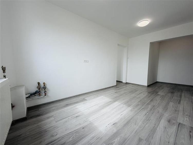 Apartament cu 2 camere decomandat în Rogerius