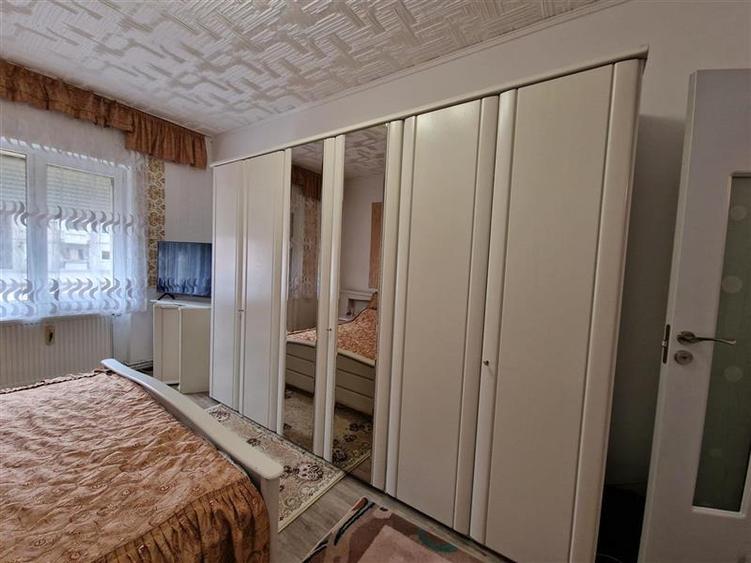 Duplex cu 7 camere cu Piscina în Central
