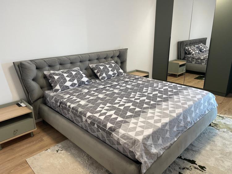 Apartament cu 3 camere semidecomandat în Theodor Pallady
