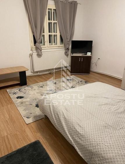 Garsonieră decomandată în Mehala