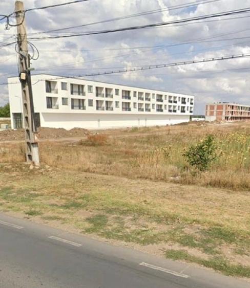 Teren Construcții intravilan de 23600 mp, în Tunari