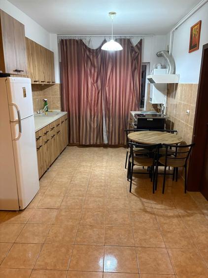 Apartament cu 2 camere decomandat în Calea Turzii