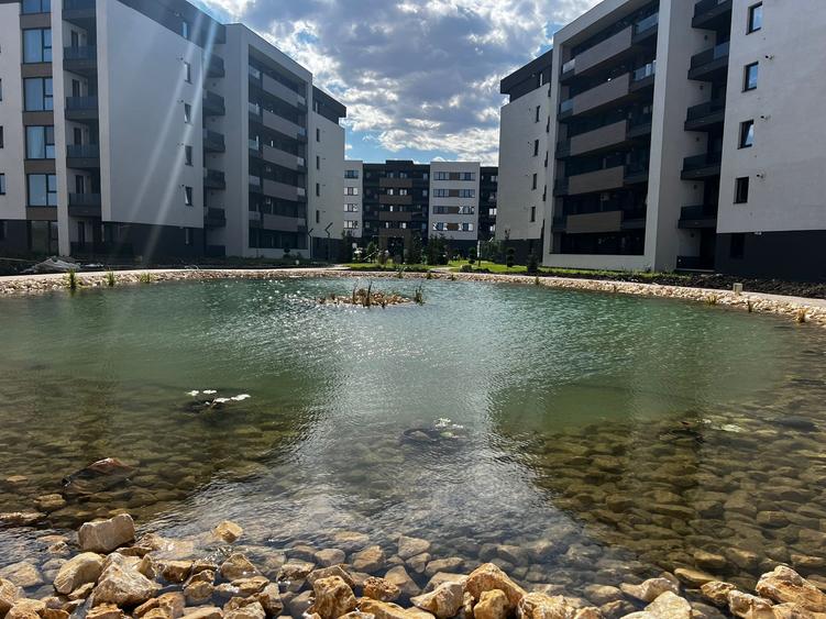 Apartament cu 3 camere decomandat în Nord