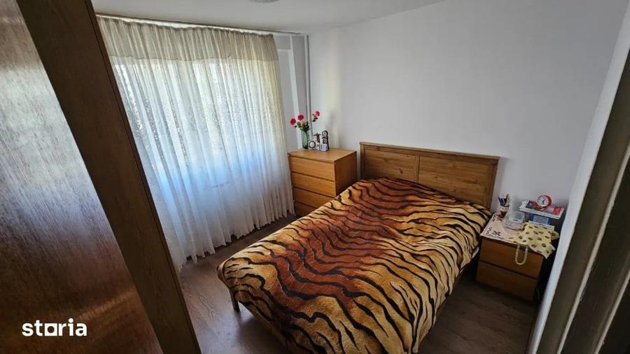 Apartament cu 2 camere decomandat în Drumul Taberei