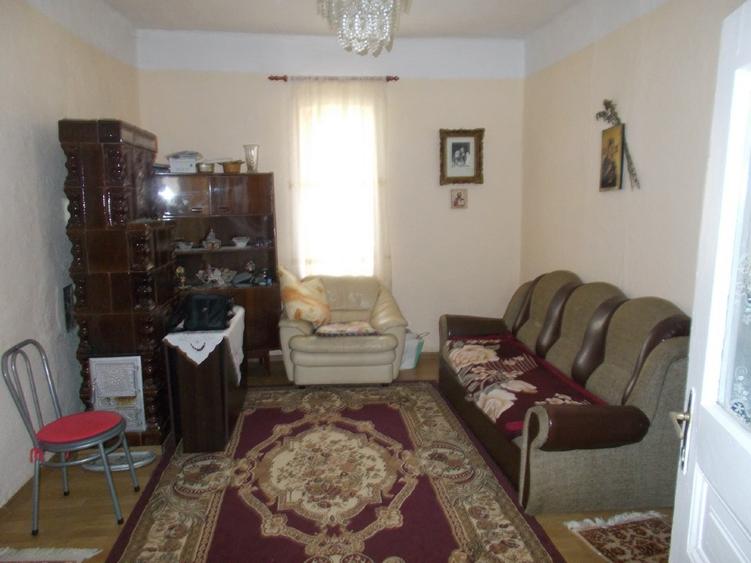 Casă individuală cu 5 camere cu Teren 2788 Mp în Covaci
