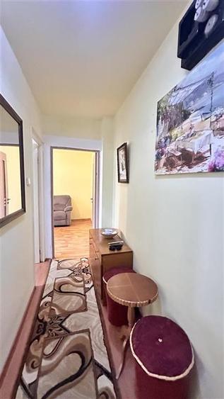 Apartament cu 2 camere decomandat în Astra